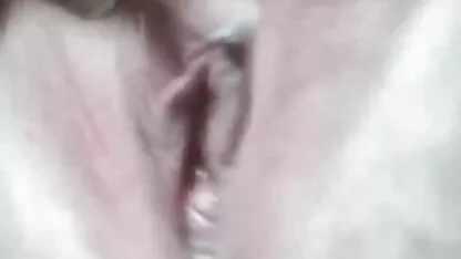 रसीला MILF सेक्सी मूवी फुल एचडी हिंदी में पथपाकर दरारें